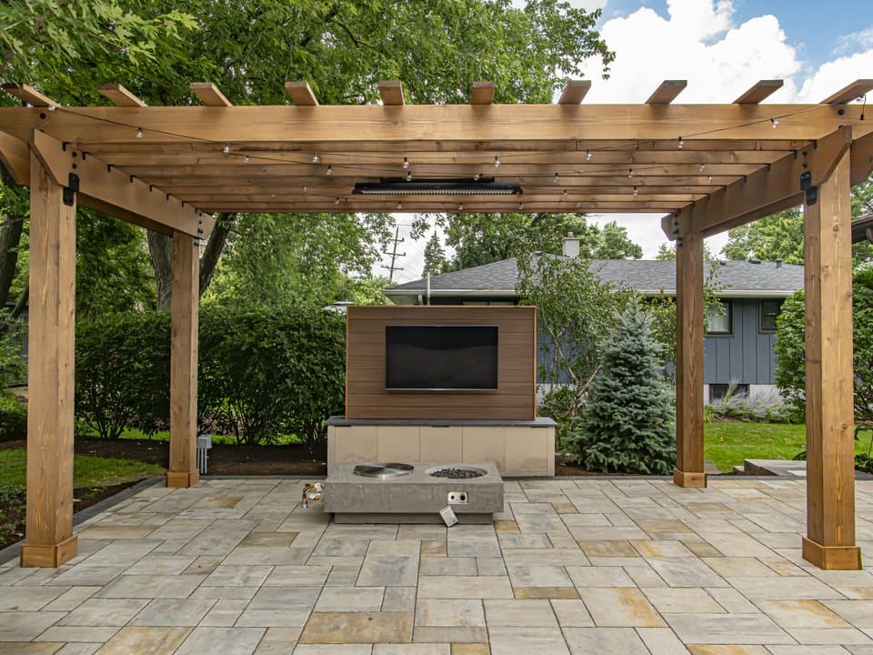 Aurora paver entry